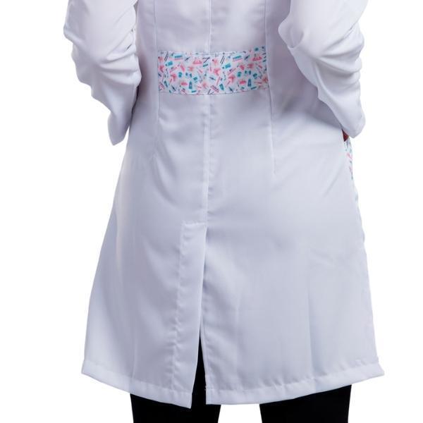 Jaleco Feminino Gabardine Branco Manga Longa Gola Padre Martigale Estampado Dentinhos - Namastê - Dental Access